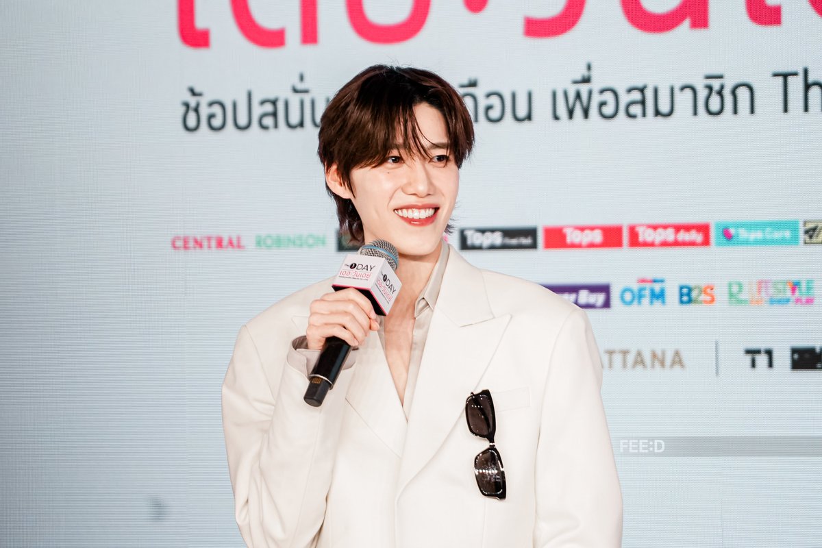 feed_4_future's tweet photo. The 1 ผู้นำด้านดิจิทัลไลฟ์สไตล์และลอยัลตี้ในฐานะ Center of Life Platform อันดับ 1 ของไทยและ 5 อันดับแรกในเอเชีย เปิดตัวแคมเปญ “The 1 Day 2026” พร้อมดึง “พีพี กฤษฎ์” นั่งแท่นพรีเซนเตอร์แคมเปญ
.
ภาพทั้งหมด: https://t.co/v4S7OVWcnJ
.
#The1xPPKRIT
#The1Day2026 #PPKritt
#The1Card https://t.co/22o3h6fuiZ
