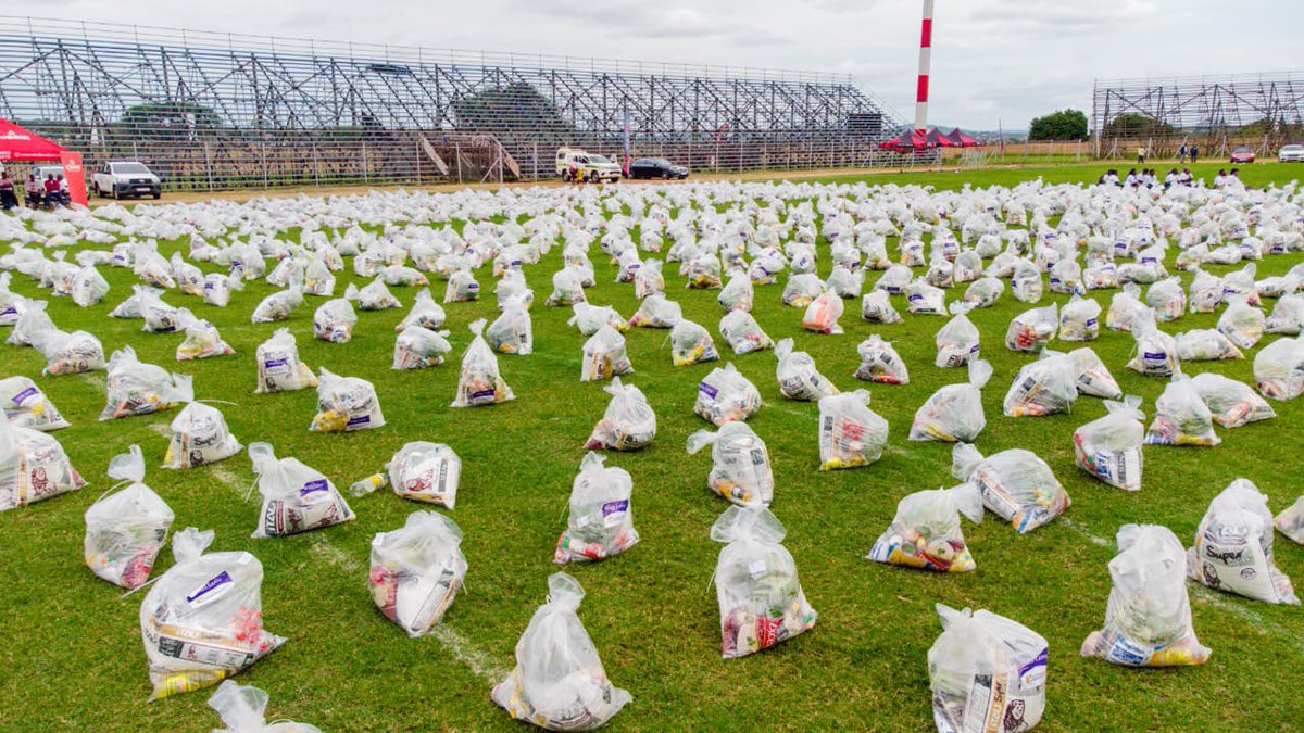 CollenMashFound's tweet photo. 6. As we celebrate this milestone, we look forward to expanding the Phende Phende programme to other provinces, reaching even more communities across South Africa.
#CMF14 #CMF #CMF14Anniversary #collenmashawanafoundation https://t.co/w3Zq2Rr0xV