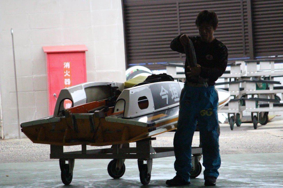 東スポ　ボートレース tweet media