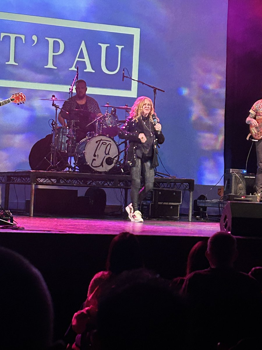 NOD134's tweet photo. @leonagraham Good morning. I saw T’Pau last night in Chelmsford. Great gig &amp; Carole was on top form!! https://t.co/zoVGmwHuJQ