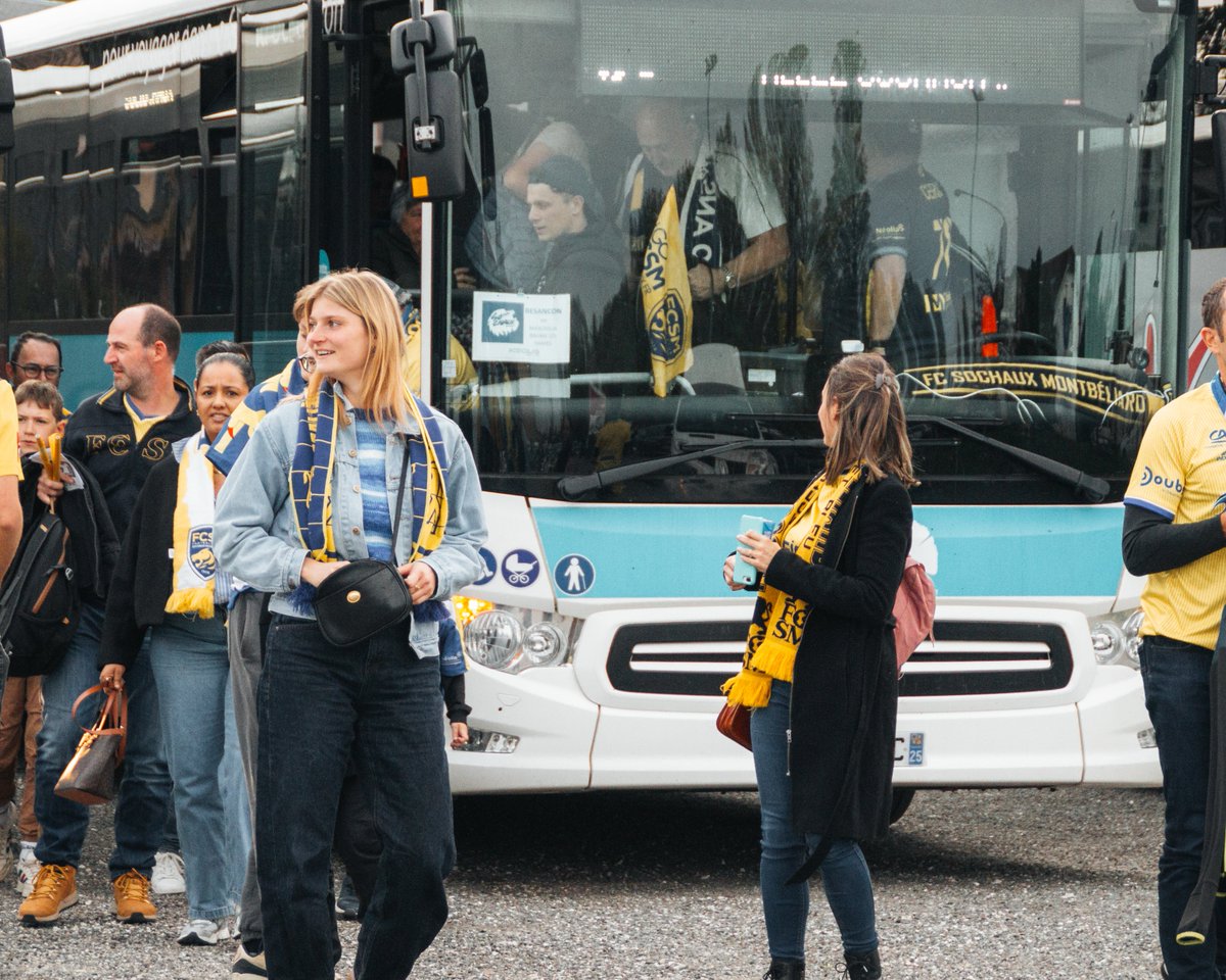 sociochaux_asso's tweet photo. 🫨🚍 J-2 avant #FCSMFBBP01 !

On fait le point sur nos lignes de bus avec Lionceau Futé 🦁

🟨 Ligne 1 : Besançon - Baume-les-Dames > Bonal  
= 29 réservations 🎯

🟦 Ligne 2 : Pontarlier - Morteau - Maîche > Bonal 
= 14 réservations 🛎️ 

🔗 https://t.co/LTnuGcxD9y https://t.co/GColn3fdxm