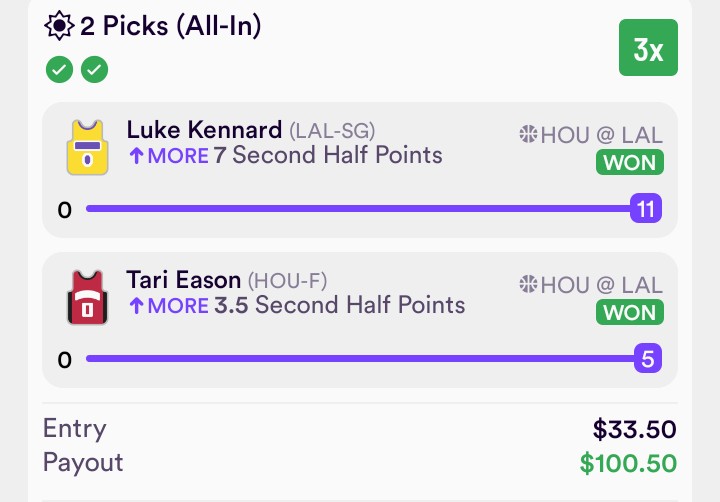 HollywoodSho24's tweet image. @Cover3HQ Going crazy over here straight #Cash🤑🤑🤑