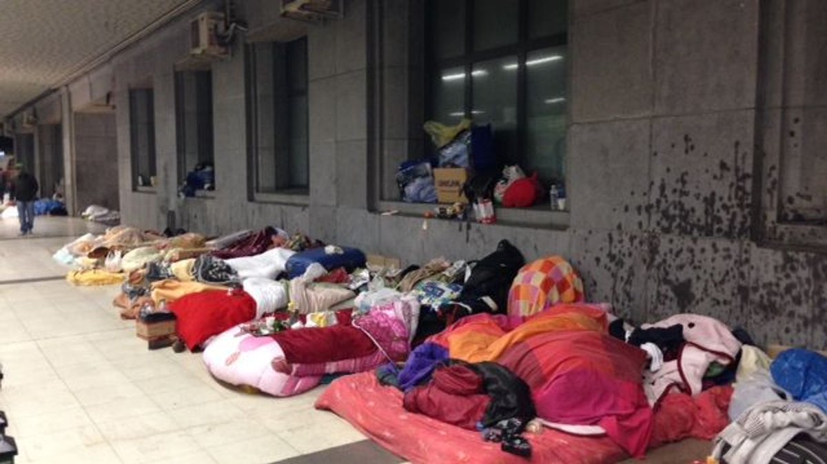 ViribusUnitis83's tweet photo. Le quartier de la gare du midi c'est le pire downfall de toute l'histoire de Bruxelles mdr https://t.co/XccExJQuTp