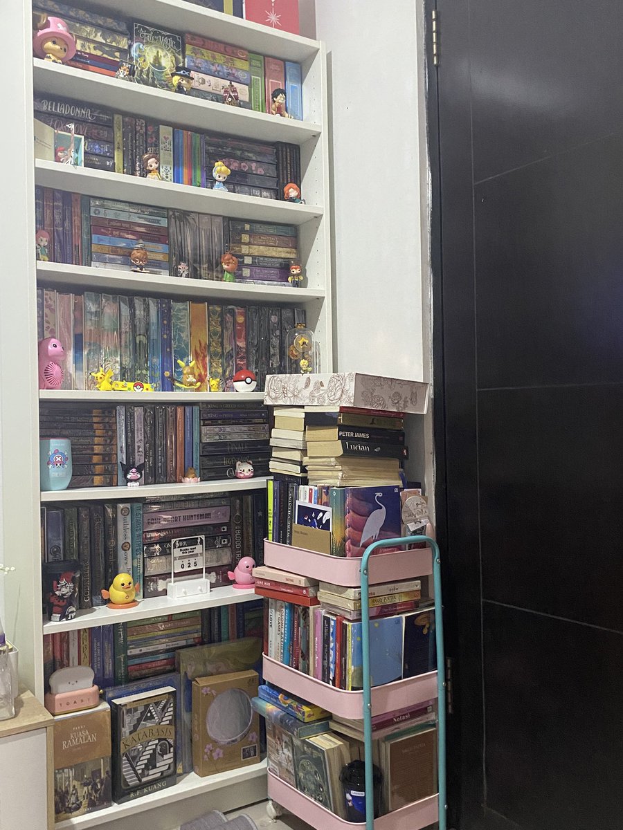 Rhea 🌻📖 tweet media