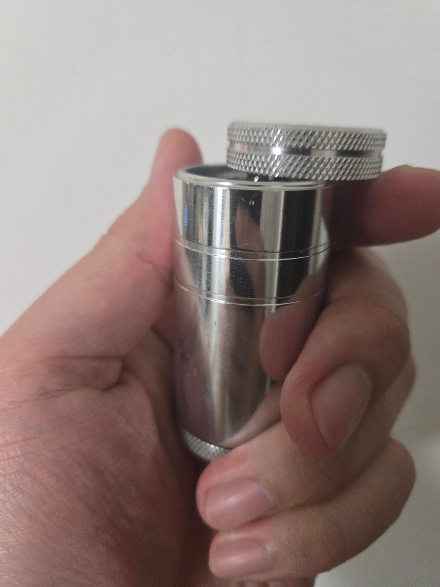 ぐらお tweet media