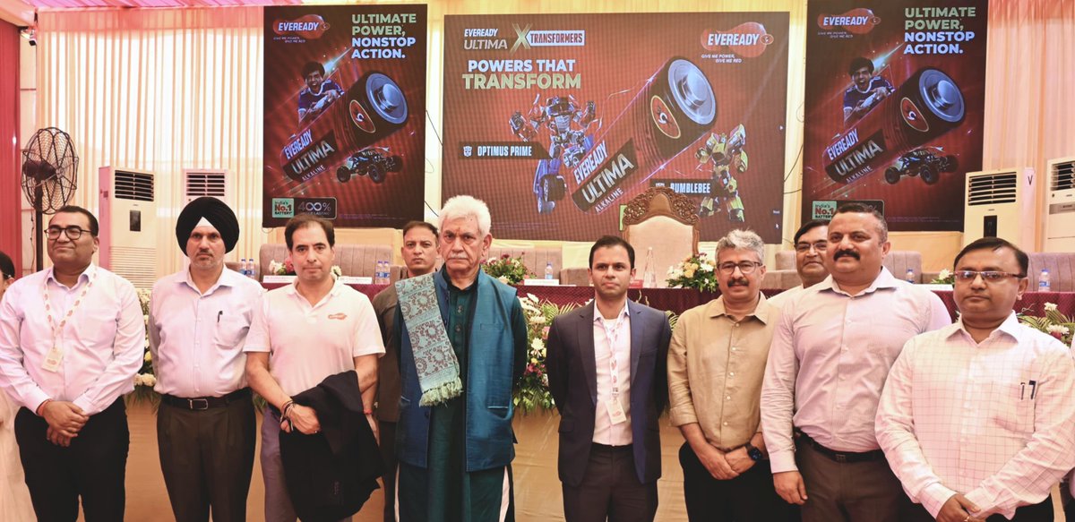 JK247News's tweet image. LG #ManojSinha inaugurates Eveready Industries India Limited’s new industrial unit in #Samba with ₹200 cr investment. Project to boost jobs, support ancillary units and create opportunities for women &amp;amp; youth. Credits PM Narendra Modi’s vision for J&amp;amp;K’s growth.