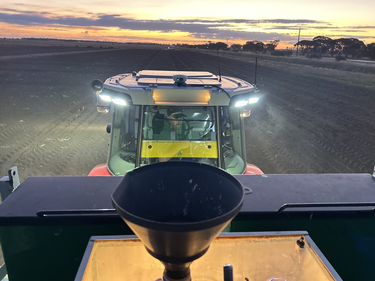 JasonBrand's tweet photo. Plant the pulse 2026😜 Day 1 - Beans going in near Horsham. https://t.co/knEVfX9dmw