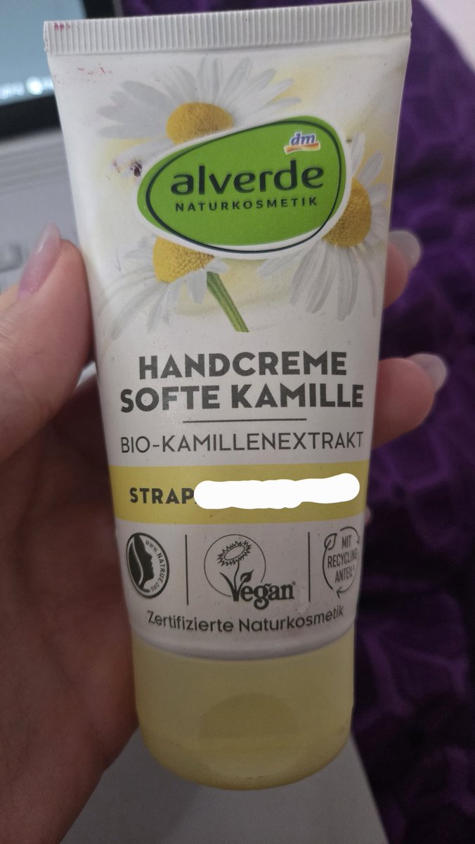 lālā🪱 tweet media