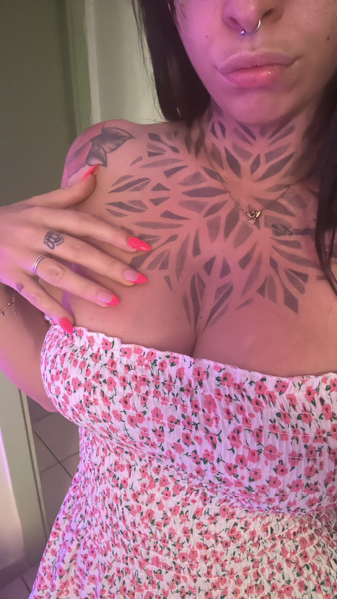 Goddess Waldorf tweet media