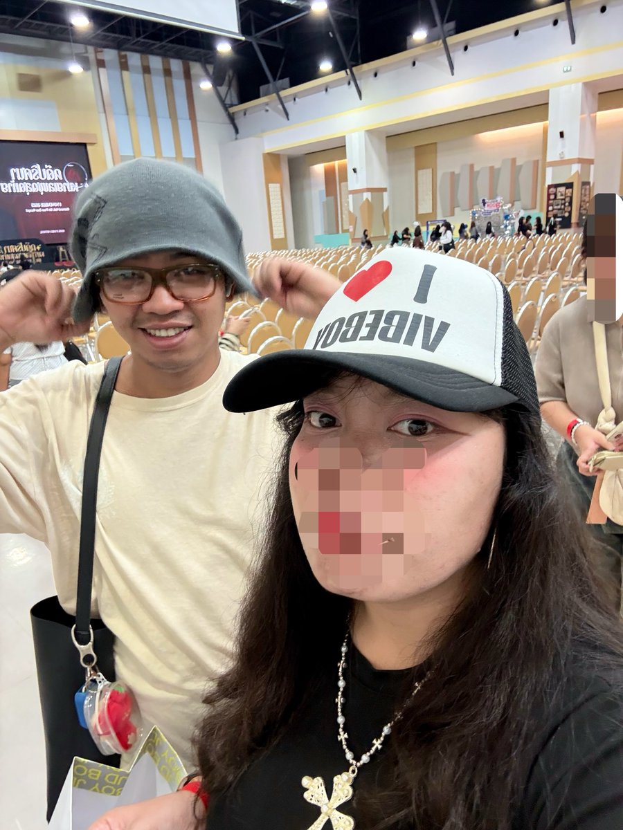 แม่นลบ tweet media