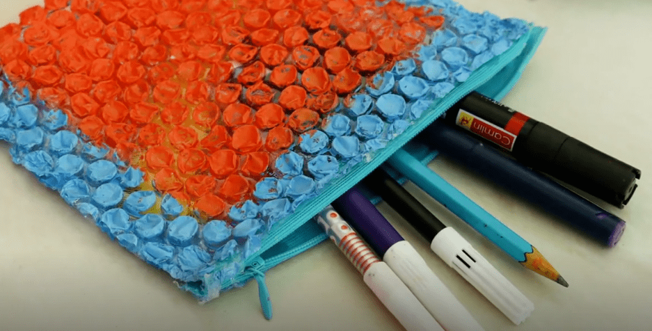 salles_pauline's tweet image. Unboxed my new [产品名称，如wireless earbuds]—sound quality’s chef’s kiss ! Fast shipping, zero damage, and that unboxing satisfaction 10/10. Who’s jealous  #Unboxing #FastDelivery