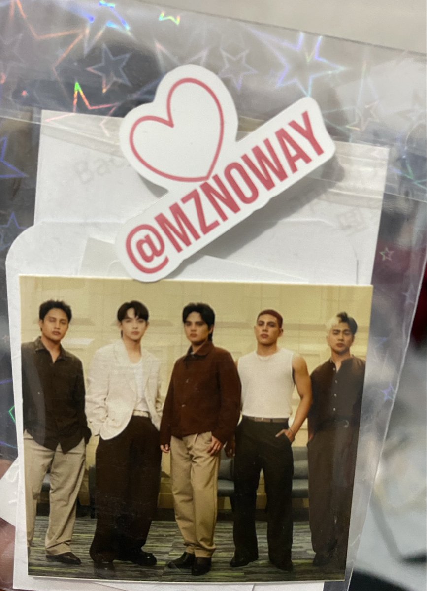 MBAnnnnnn's tweet photo. @MzNoWay thank you for the freebies 😊😊😊😊 https://t.co/ZsuMphZogb