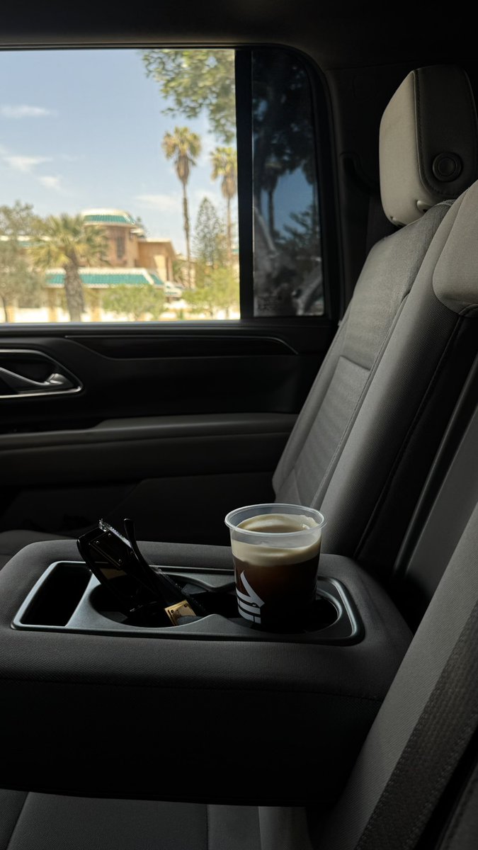 LAYAN HUSSAN| ليان حصّان tweet media