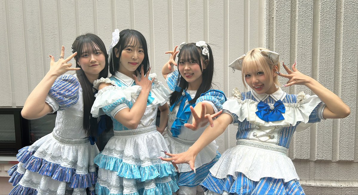 BLUE REGRET。 tweet media