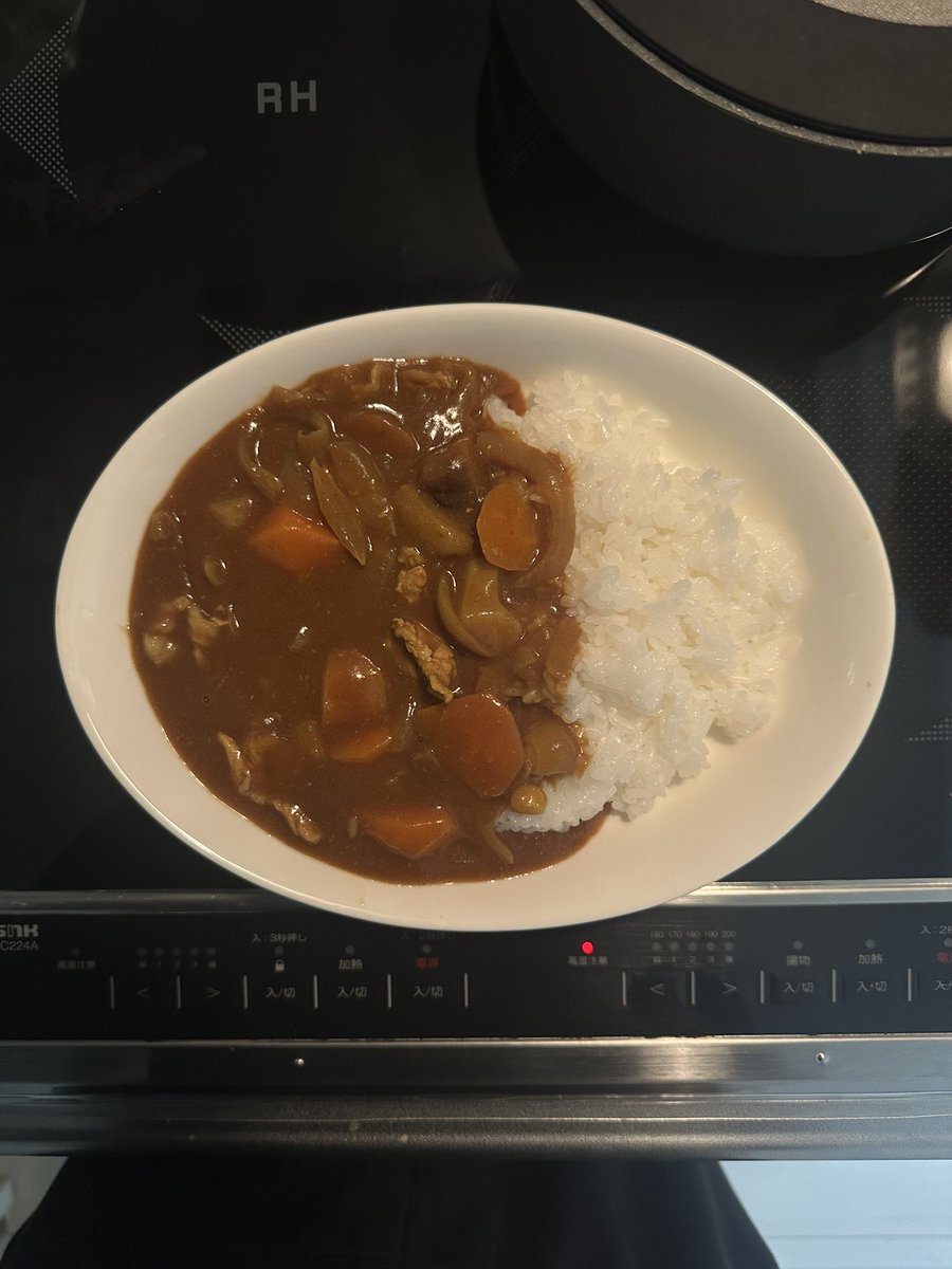 琇 tweet media
