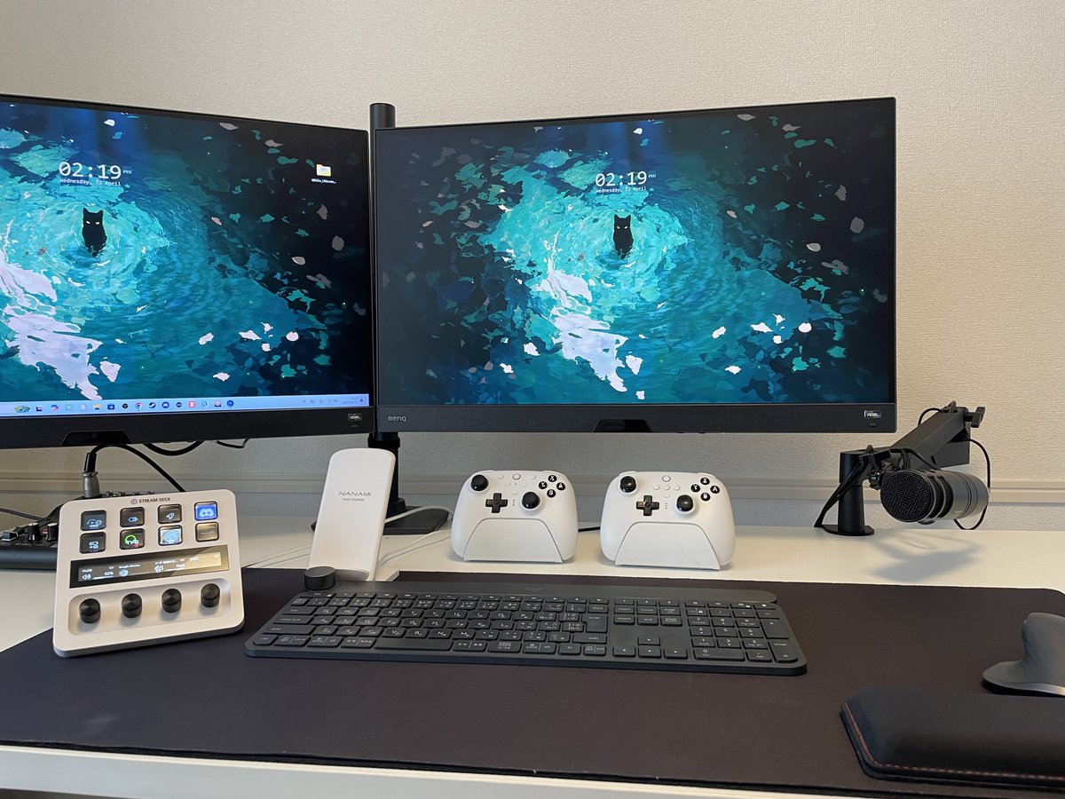 shironoGAME2's tweet photo. 引越しして再度デスク作り直し！
あとはネット環境が整うの待ち… https://t.co/fjxD20CtsV