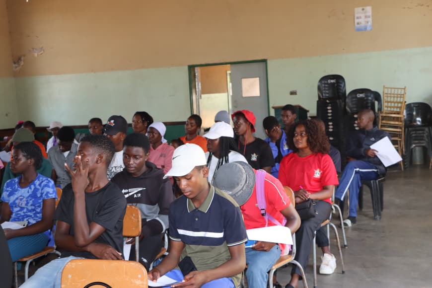 SkillsAuditDvt's tweet image. Scenes from our skills outreach workshop at Sizinda Vocational Training Centre in Bulawayo, where our PS, Ambassador @RudoChitiga urged youths to acquire and utilise technical skills for national development

#entrepreneurship #skillsthatpaythebills #vision2030skills #zitf2026