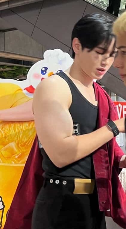 ฮุฮิ♡ tweet media