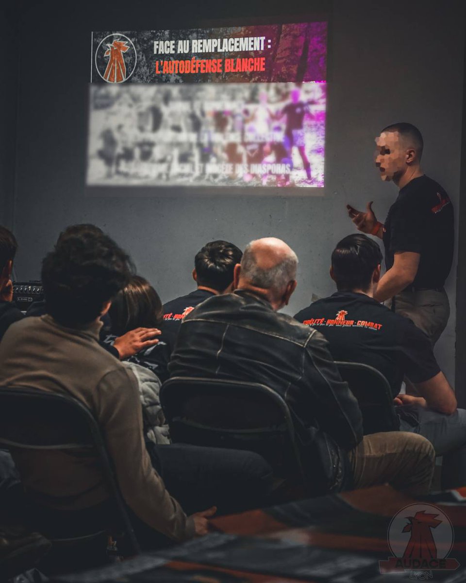 🦏 Babar le Rhinocéros🦏 tweet media