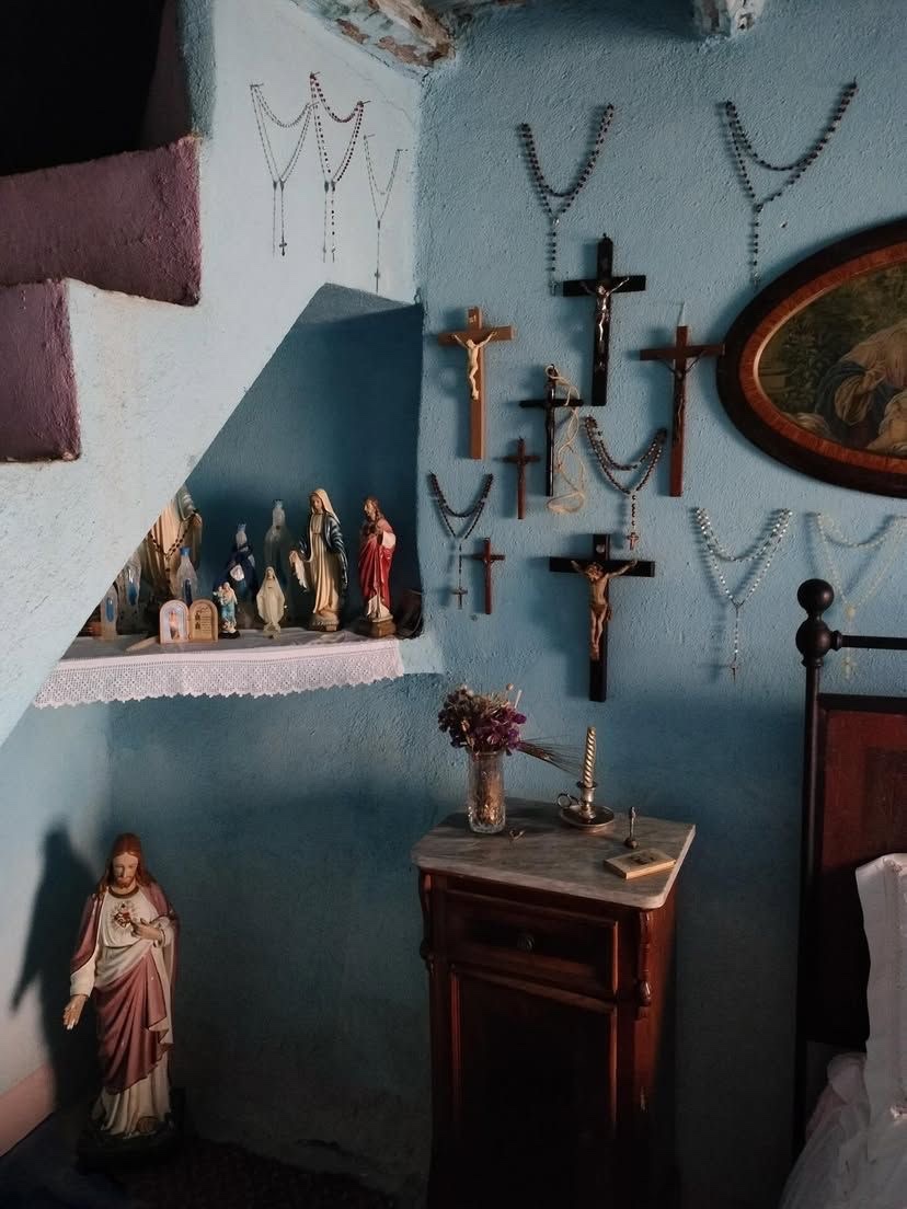 BillArnoldTeach's tweet photo. Faith doesn’t disappear at home.

It lives there. https://t.co/OgkzVcEGsX