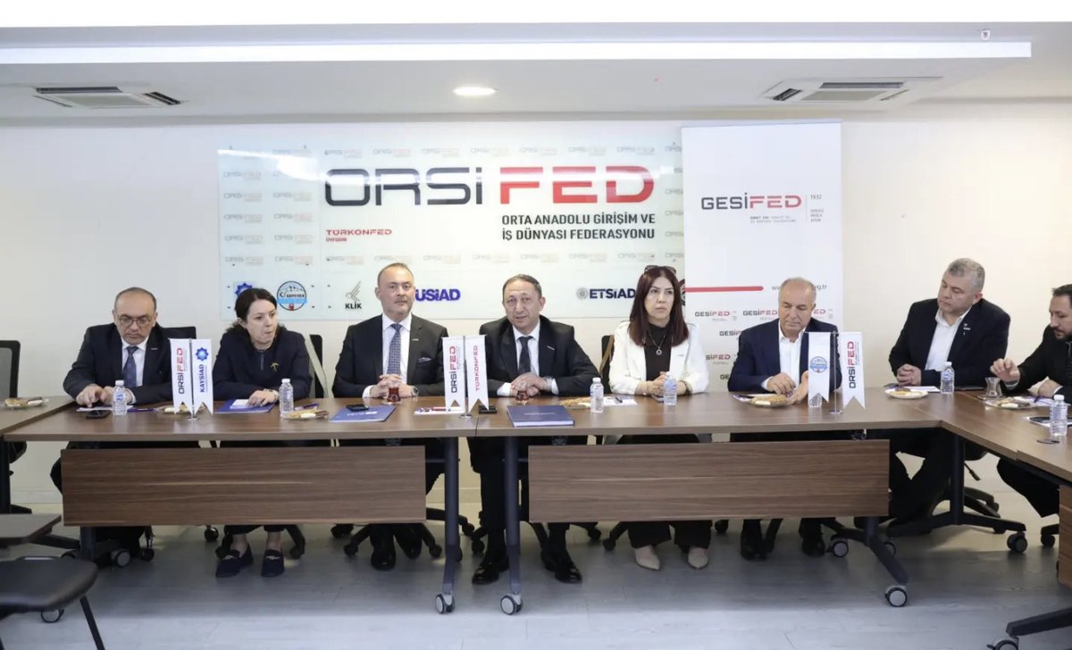 efesiad's tweet photo. Yönetim Kurulu üyelerimiz Mehmet Yirmibeş, Nail Nuri Ağaçcı ve Regaip Sarı ORSİFED ve GESİFED Yönetim Kurulları olarak, ORSİFED  federasyon merkezinde ortak Yönetim Kurulu toplantına katıldı. 
ORAİFED Yönetim Kurulu’na  teşekkür ederiz. https://t.co/ZH7ESHuF8L
