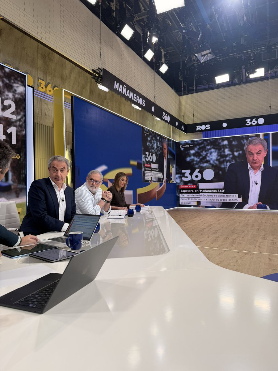 Sarah Santaolalla. ♀ tweet media