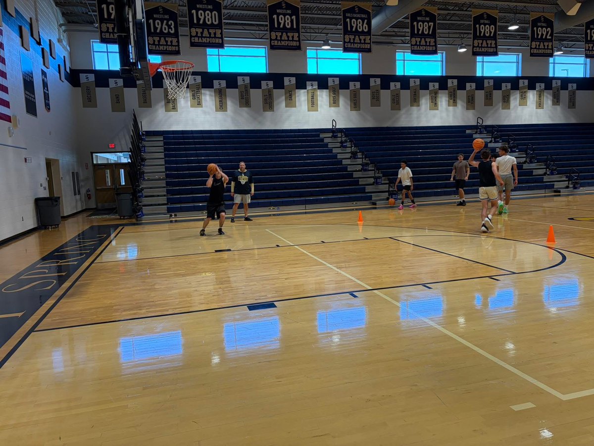 ShadySpringbasketball tweet media