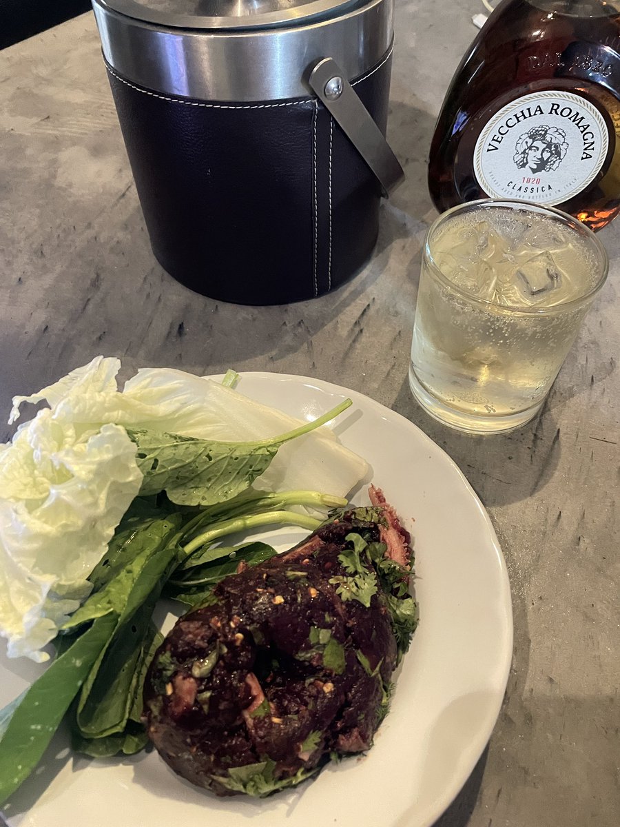 sirichai tweet media