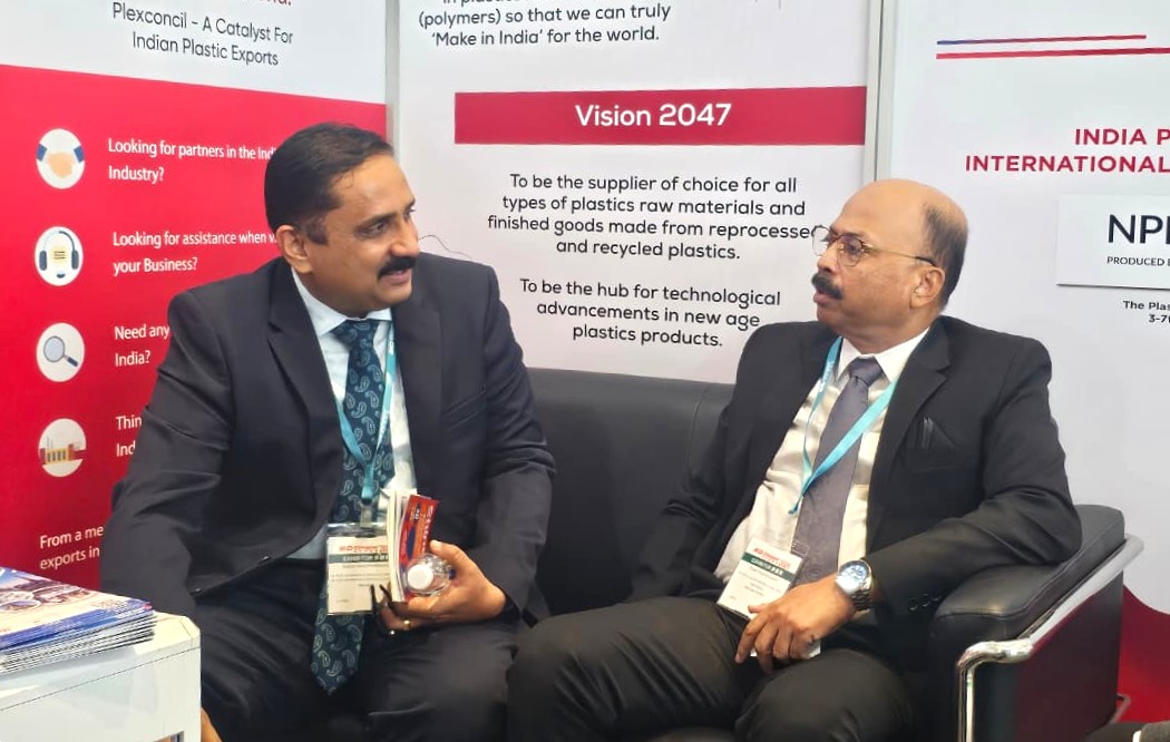 Plexconcil's tweet image. At #Chinaplas2026, PLEXCONCIL officials had an insightful conversation with team members from AL FAJER INFORMATION &amp;amp; SERVICES. #Plexconcil is looking forward to explore growth opportunities in the WANA region through participation of the Indian #plastic industry at #ArabPlast2027