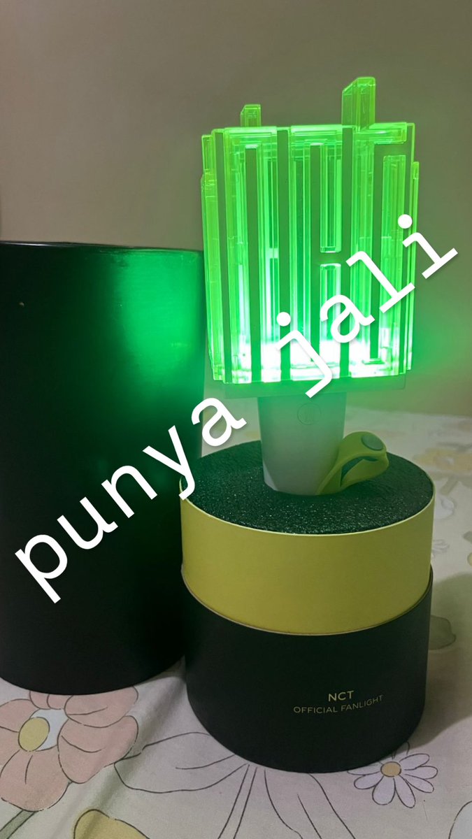 ilusmlin's tweet photo. WTS || Want To Sale
Lightstick NCT V1

✅️ box masih oke
✅️ good condi, connect app SMTOWN
✅ freebies

💸 450.000
📍jaktim (bisa 🍊atau COD sunter, klp gading, rawamangun sekitarnya)
📩 dm for more details

t. wts jual ls official nct versi 1 neobong v1 ver1 https://t.co/2KMu36MEPV