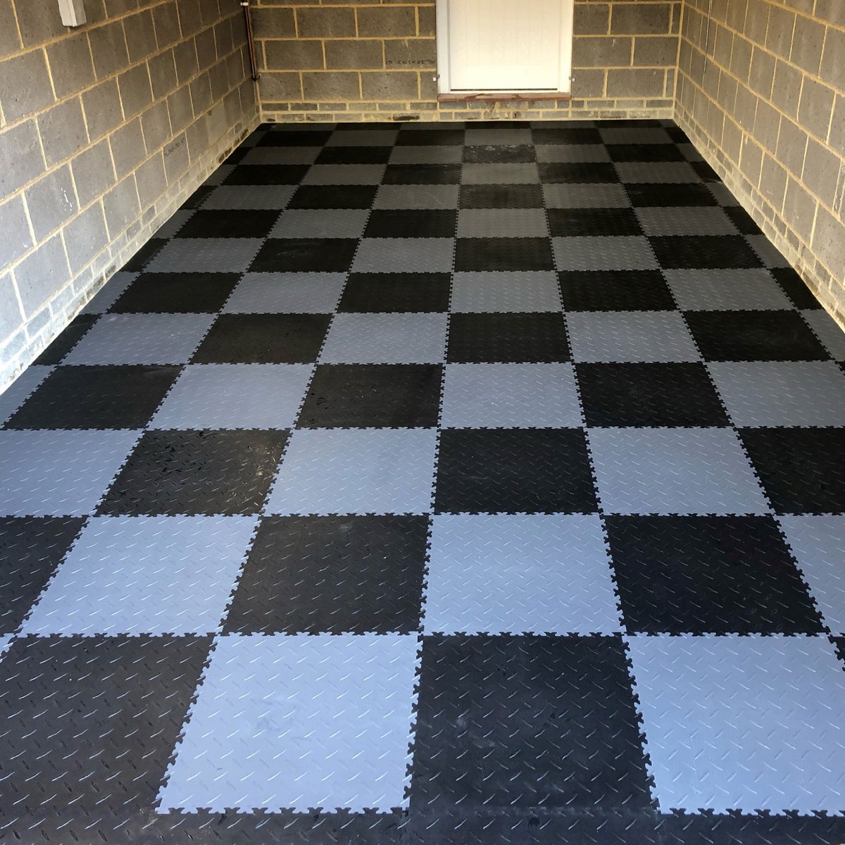 mototile's tweet image. MotoLock HD Black Recycled Diamond Plate PVC material Interlocking Floor Tiles | 495x495x7mm Precision made, tough &amp;amp; economical | Interlocks with all the MotoLock tiles/ramps mototile.com/motolock-diamo… #mototile #interlockingtile #tile #DIY #FOS #floor #garage #work #f1 #classiccar