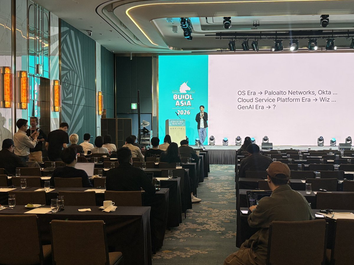 EthStorage tweet media