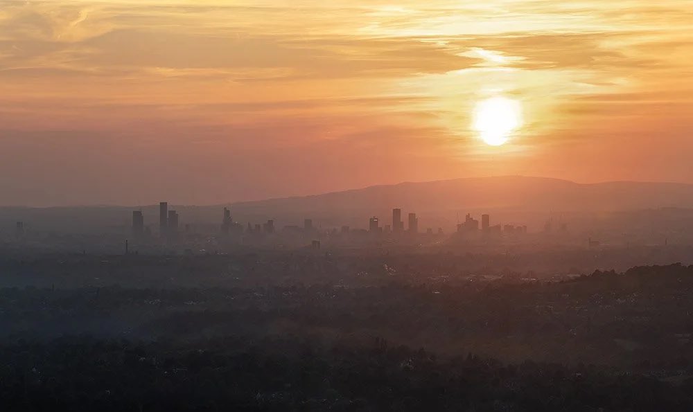 AndrewPBrooks's tweet image. #Manchester sunset

Prints are in my Shop andrewbrooksartist.com/print-artwork-…