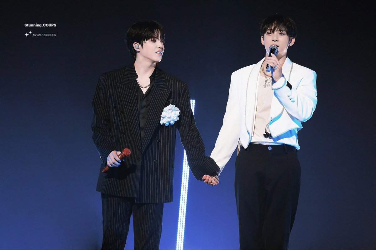 결혼 발표 해야될 것 같다