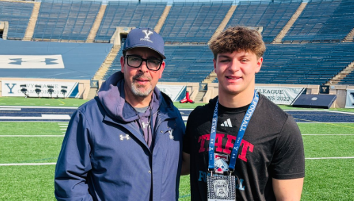 sixstarfootball's tweet photo. New England Watchlist: Connecticut Talent Earning Serious Looks

📈Connecticut Confidential...The High School Names College Coaches Are Tracking🔥

STORY▶️https://t.co/B34vnegDUM

@AdamMA_09 @DamianAlbeck55 @jackbrooder @PhoenixDiurno @justinferry331 @JacobMurphy2027 @DNewton_ii @MylesPet59 @jaidenrousseau9 @Simsryans @AndyStedem @ChaseSylvia22 @MichaelWaters08 @CodyWieland_