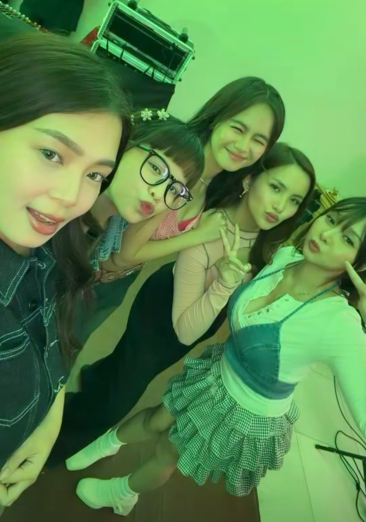 teukeep_'s tweet photo. PPOP GENERATION REUNION 🙌 https://t.co/aMBiiklEOt