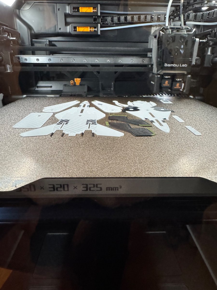 PLA Military Updates🇨🇳 tweet media