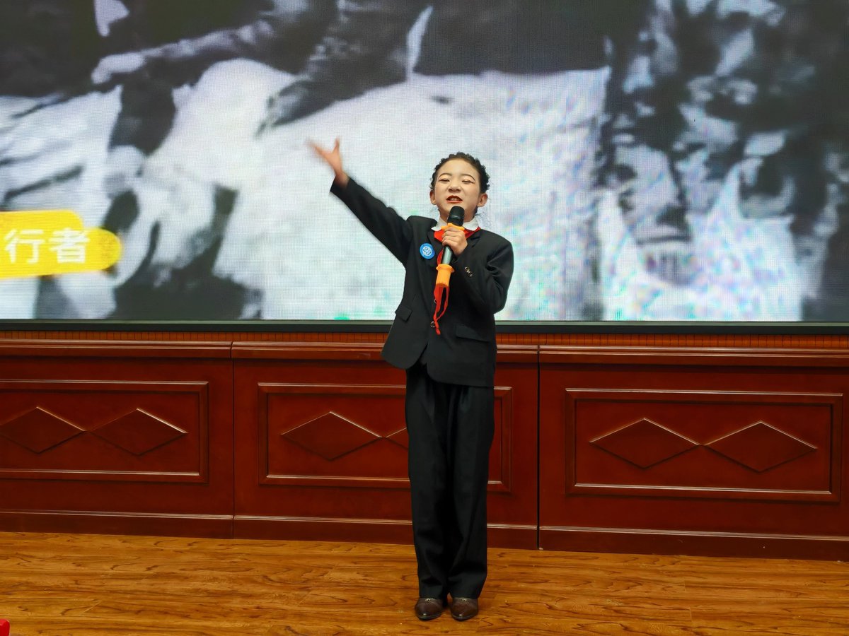 TibetNews11's tweet image. La lettura arricchisce la vita sul Monte #Everest | La contea di Renbu organizza un concorso di recitazione dal titolo "La lettura arricchisce i campus, Renbu protegge le giovani piantine".