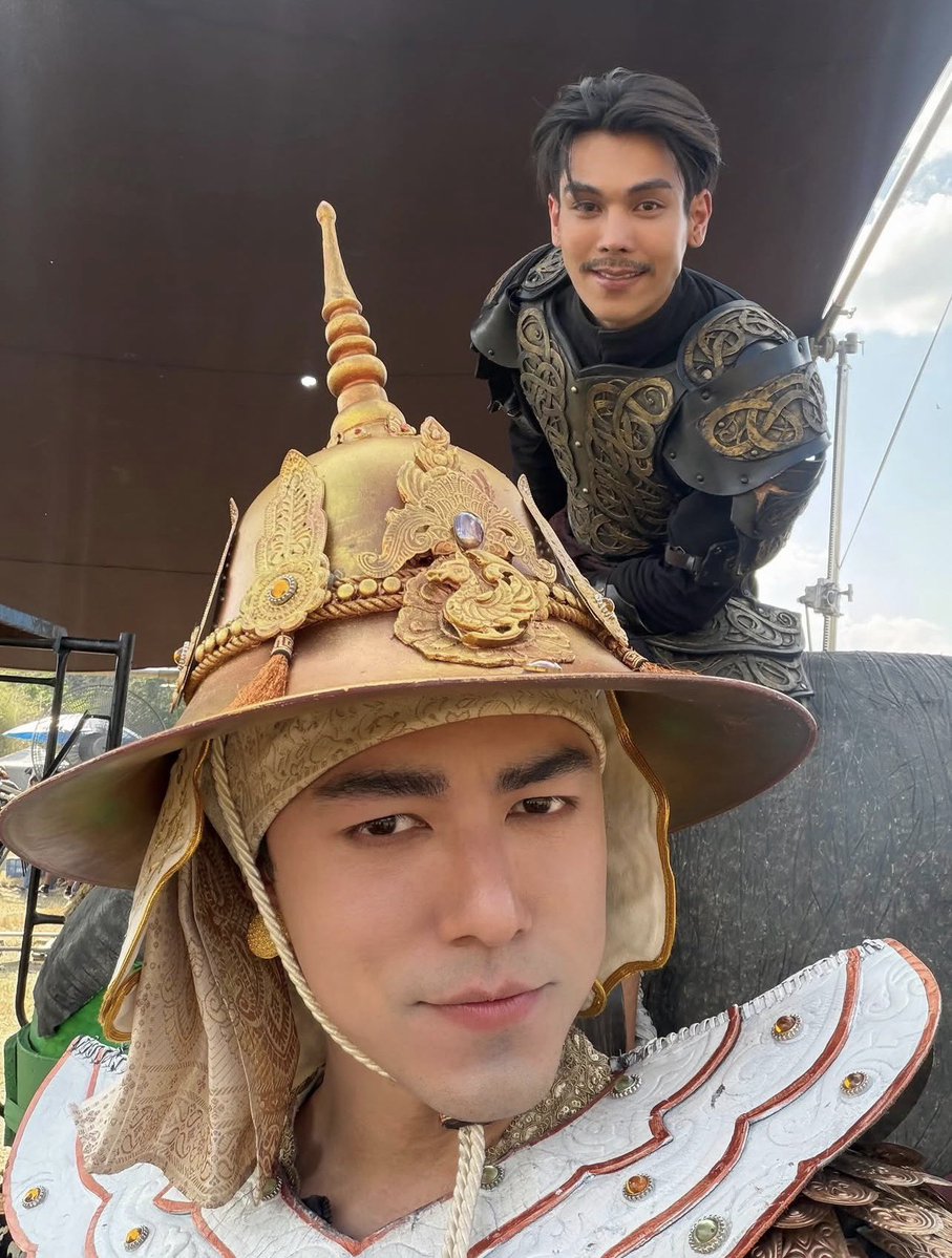 ใครบอกพ่ออวดแต่แม่วะ แม่ยอมที่ไหนล่ะ ชีก้รักสามีเฒ่าของชี