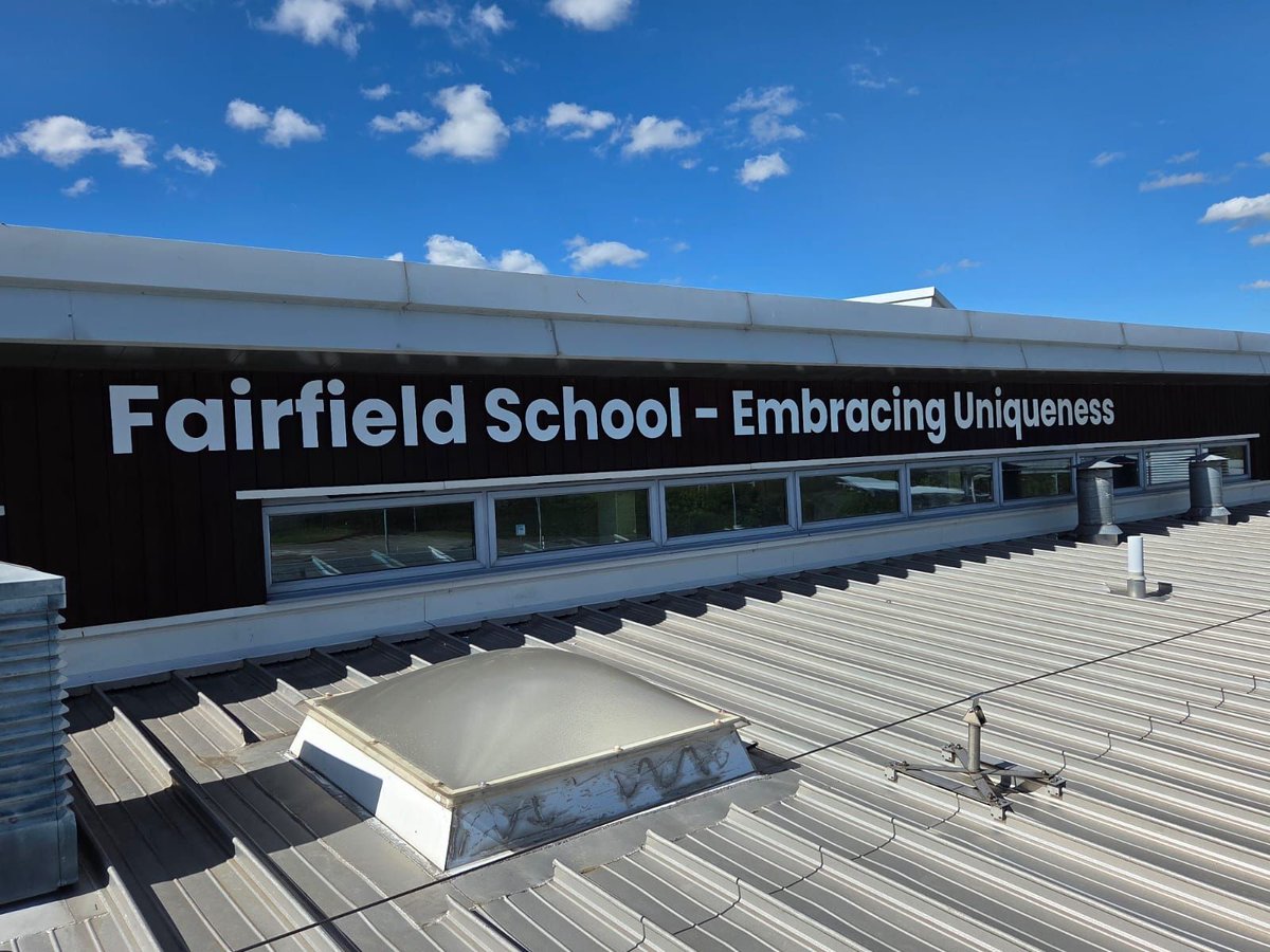 Design4Ed's tweet image. School #Signage is essential for making a lasting impression and warmly welcoming staff, students, and visitors. Take a look at the newly updated signage we've just completed for Fairfield School, designed to help it stand out from the crowd!

For more: designforeducation.co.uk/fairfield-scho…