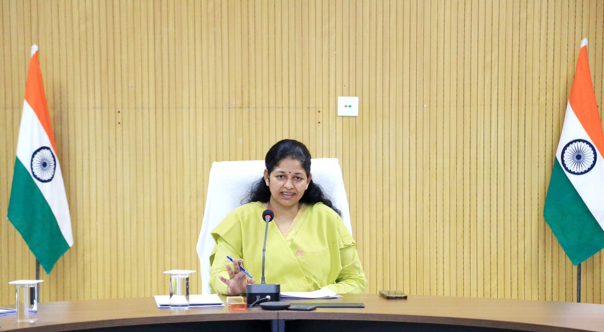 collectorsagar's tweet image. ➡️ ज्ञान भारतम पांडुलिपि मिशन के संचालन हेतु कलेक्टर श्रीमती प्रतिभा पाल की अध्यक्षता में जिला स्तरीय समिति का गठन किया गया।

@CMMadhyaPradesh @DrMohanYadav51 @JansamparkMP #jansamparkMP #sagar