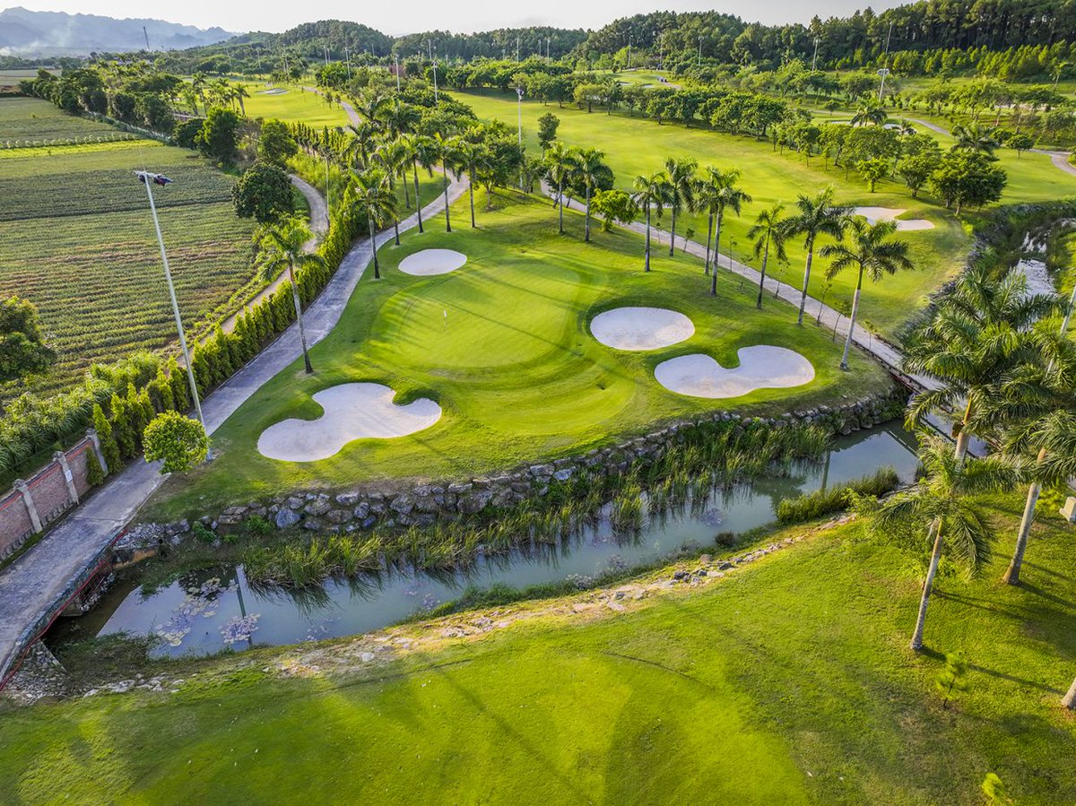govigolf's tweet photo. ⛳ゴルフ場の5月以降料金更新のお知らせ ⛳

🌸5月到来！☀️ ゴルフシーズンを楽しもう！新料金プラン公開中✨ 最高のラウンドをGovigoで体験してね🏌️‍♂️🥰お気に入りのティータイムはお早めにご予約を！👉詳細はこちらから:
https://t.co/tNqVt32mHX
#ベトナムゴルフ
#GOVIGO
#ゴルフプレー https://t.co/IzXxM3BY2D