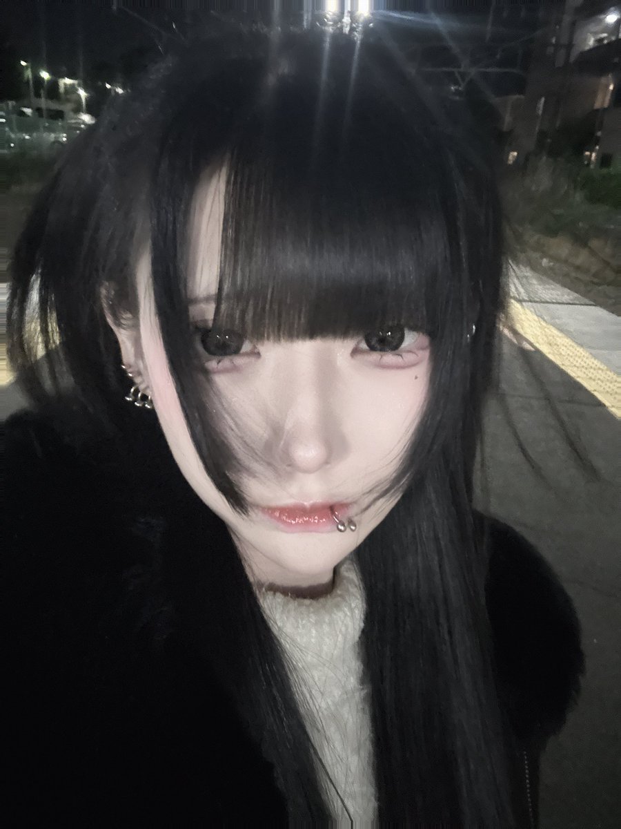 すあ tweet media