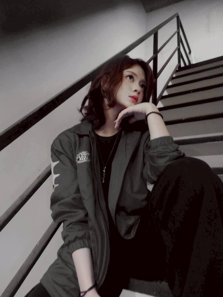 Christyzer's tweet photo. Langsung sajaa yang mau tampil kece kayaa BA kitijerr ini guyzz💙🫵🏻

🔗https://t.co/GDH7G7iv9o

#HeavenlyStars https://t.co/FpvLkpHgr5