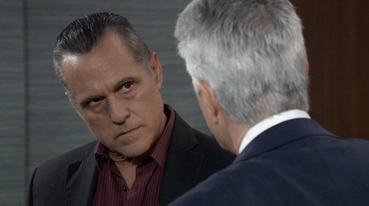GeneralHospital's tweet image. Ric is skeptical of Ethan's intentions. Has he found enough to convince Sonny hiring him is not a good idea?
An intense, new #GH starts RIGHT NOW on ABC! @mauricebenard