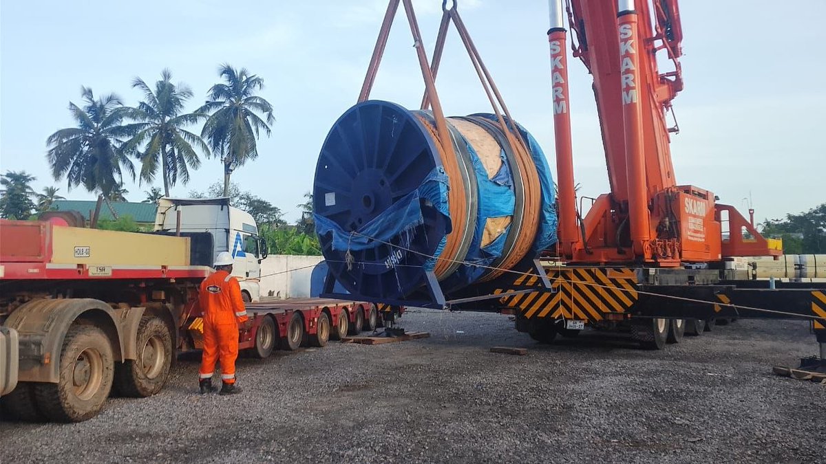 conshipgh's tweet photo. Not every day you see 60 tons move this smoothly.

With the right team, even the heaviest lifts are handled with precision, safety, and confidence.

That’s how we deliver—every time.

💬 +233 25 669 6568
🌐 https://t.co/ztu7MgYkBg https://t.co/TanKarkGz9