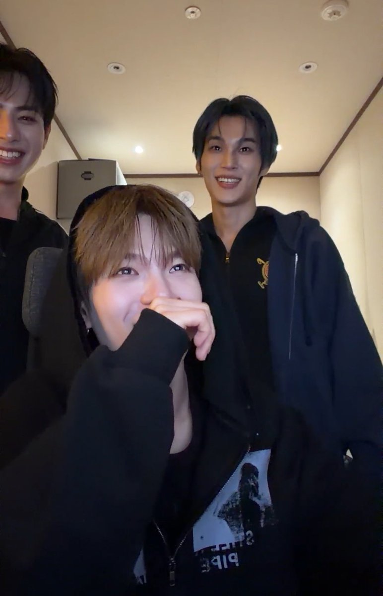 보랑구 tweet media