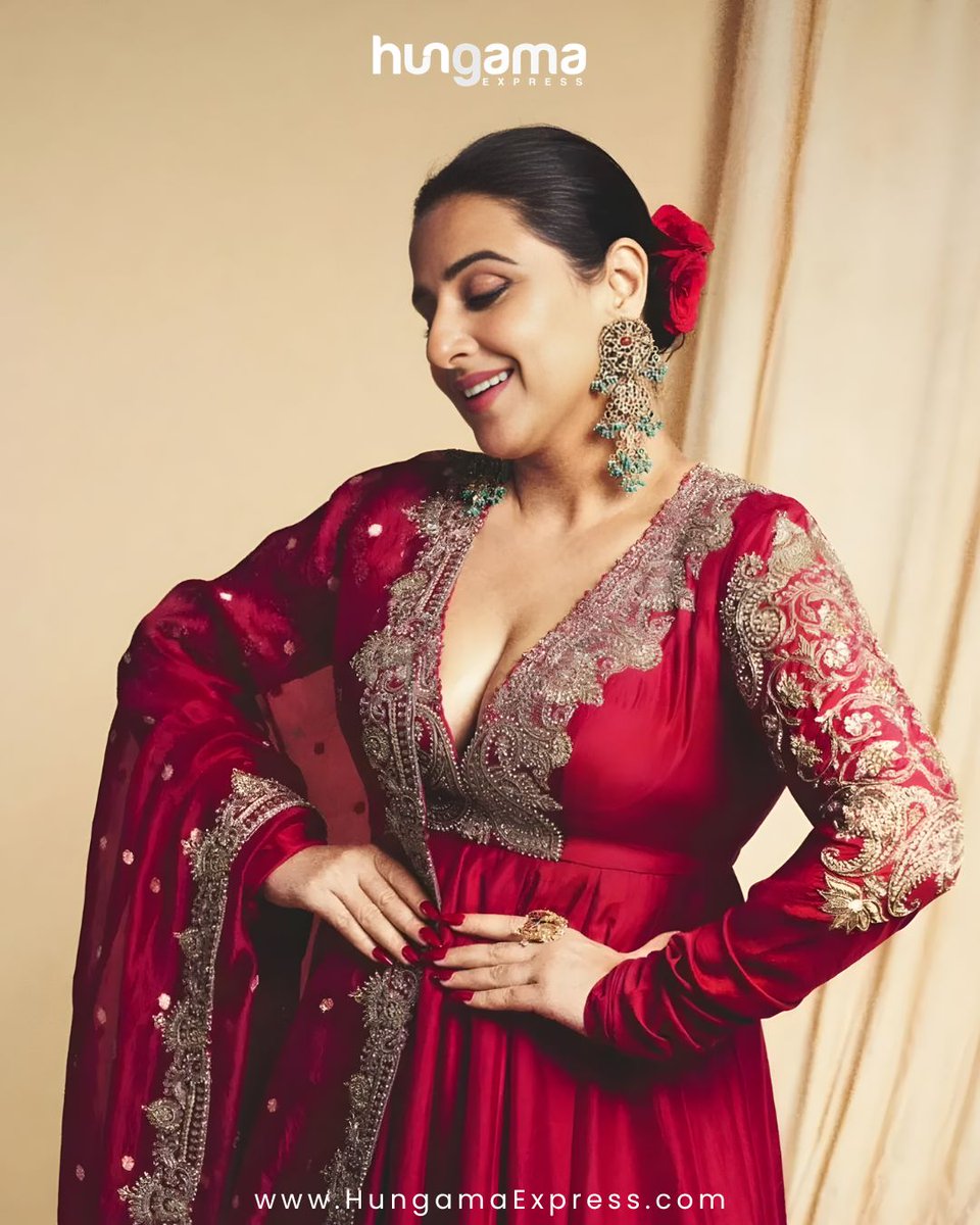 HungamaExpress's tweet image. Vidya Balan turned heads effortlessly in a striking red look, proving once again that true style is all about confidence, attitude, and power.

#VidyaBalan #RedLook #StyleIcon #Bollywood #FashionGoals #GlamLook #CelebrityStyle  #TrendingNow #EntertainmentNews #HungamaExpree