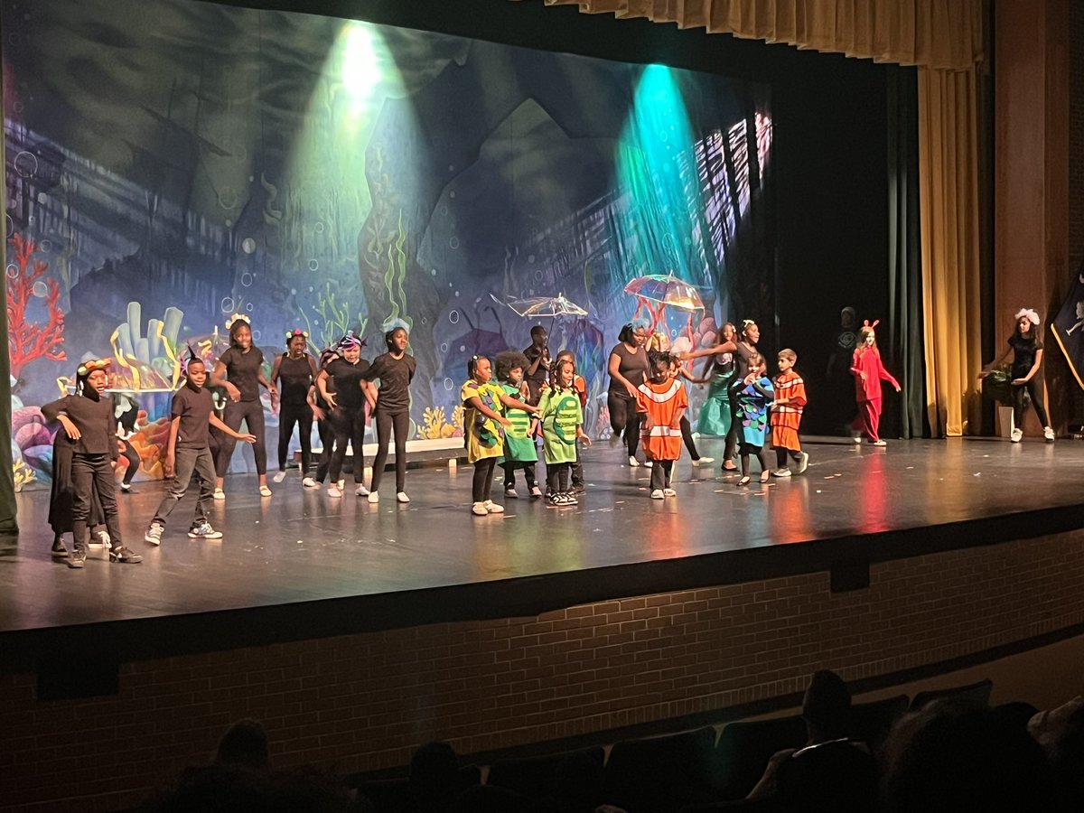 _learnalittle's tweet image. Witnessing this was truly incredible. Our students dedicated countless hours of practice, and their hard work paid off in every moment on stage. The Little Mermaid was a fantastic success, and we couldn’t be prouder of their achievement! #LeopardsRule #UnderTheSea