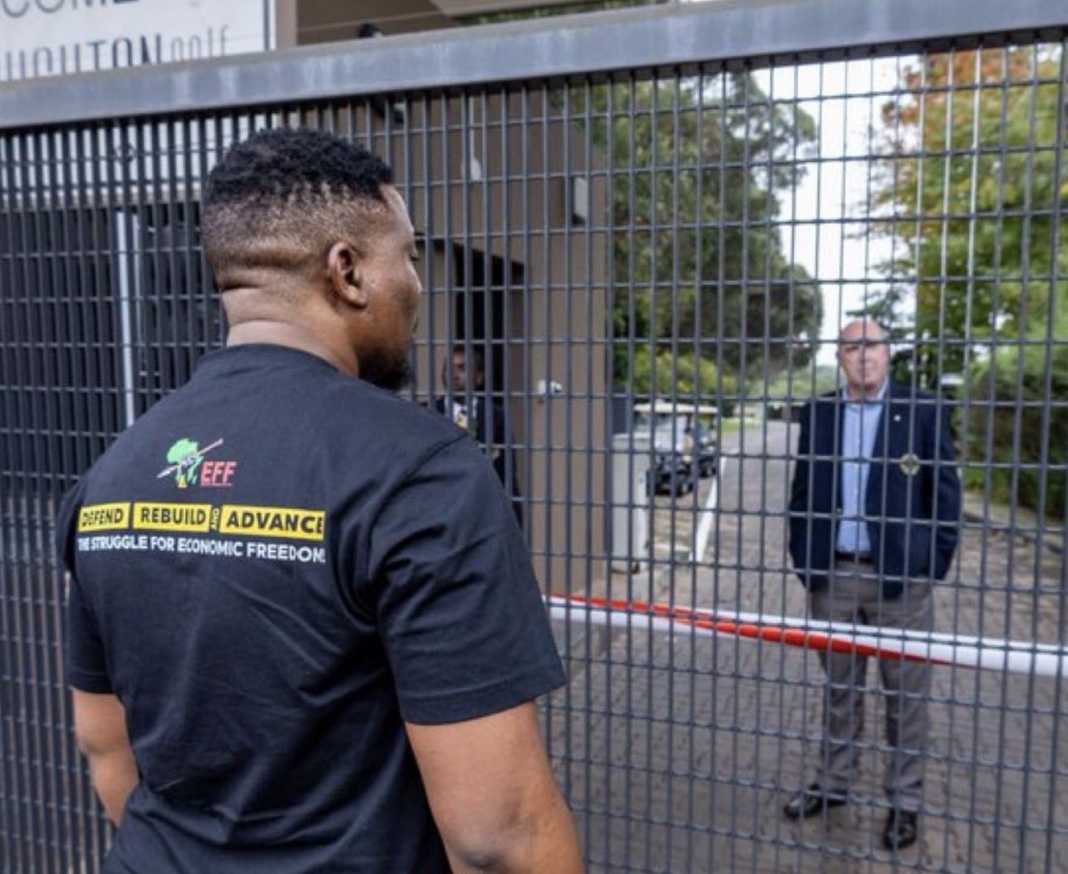 You have to love EFF ❤️❤️❤️❤️ 
Here are Fighters at the Houghton Golf Club which  banned a member for having a Palestinian flag on his car ‼️